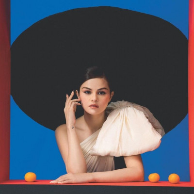 Όλη η αλήθεια πίσω από το δεύτερο ισπανόφωνο track της Selena Gomez