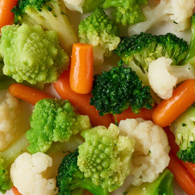 Ποια λαχανικά γίνονται πιο θρεπτικά όταν μαγειρεύονται (εικόνες)