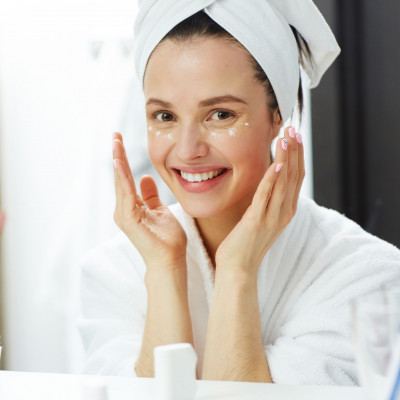 5 λάθη που κάνεις στο μακιγιάζ τον χειμώνα και έχεις διαρκώς ξηρό δέρμα