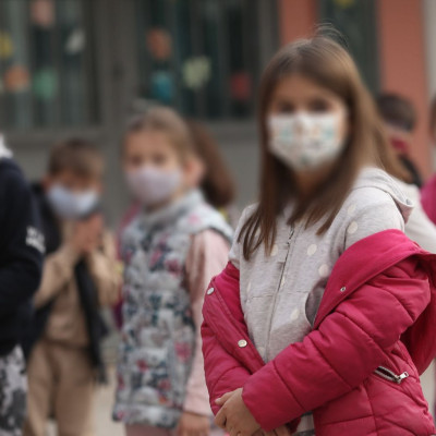 Κορωνοϊός: Έρχονται τα εμβόλια για παιδιά και έφηβους