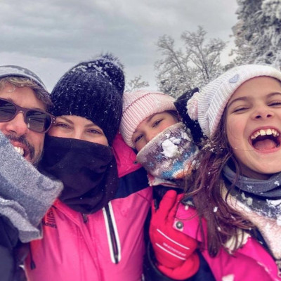 Χάρης Βαρθακούρης: Στο σπίτι χωρίς ρεύμα - Τι έκαναν οι κόρες του