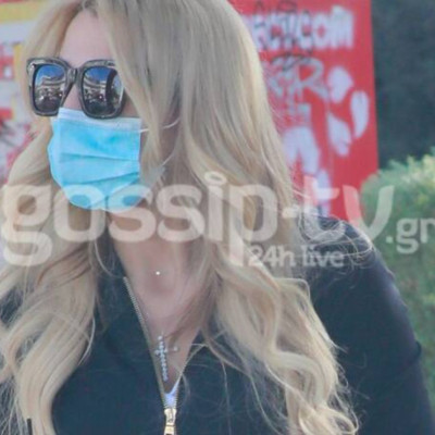 Σπυροπούλου: Είναι queen και το φόρεσε και σε… κολάν! Θα το δεις και θα σαστίσεις!