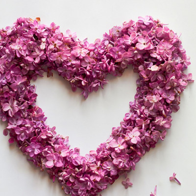 Εβδομαδιαίες Ερωτικές Προβλέψεις 01/03-07/03: Μυρίζει άνοιξη ή... μπαρούτι!