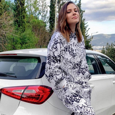 Λάουρα Νάργες: Οι πιο αξιολάτρευτες στιγμές με το κατοικίδιό της