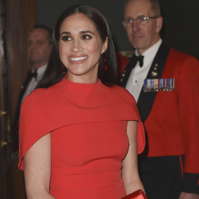 Meghan Markle: Βρέθηκε με ένα υπέρογκο ποσό στην κατοχή της και ξέρουμε γιατί
