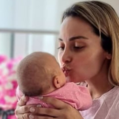 Βασιλική Μιλλούση:Ζητά έναν «οδηγό χρήσης» για το πώς να μεγαλώνεις παιδιά