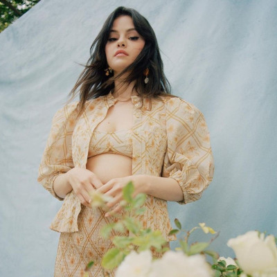 Selena Gomez: Η φωτογραφία με μαγιό συγκέντρωσε περισσότερα από 6 εκ. likes