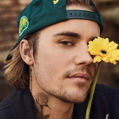 Justin Bieber: Μόλις έκανε τη μεγαλύτερη αποκάλυψη για τη σχέση του με τη Hailey