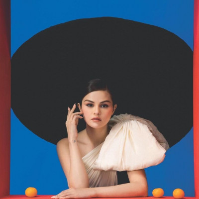 Δες πρώτη στο Teen Queen τις φωτογραφίες της Selena Gomez από το νέο της άλμπουμ (photos)