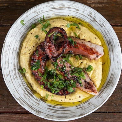 Άκης Πετρετζίκης: Χταπόδι ψητό