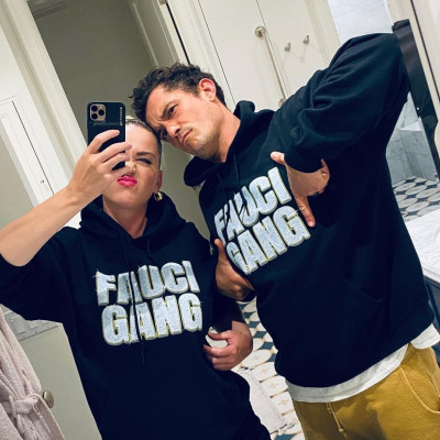 Katy Perry-Orlando Bloom: Τι αποδεικνύει ότι παντρεύτηκαν κρυφά