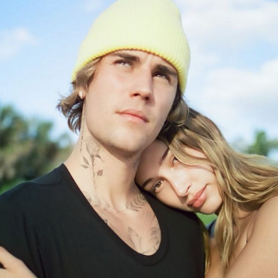 Justin - Hailey Bieber: 20 photos που δείχνουν την πραγματική τους σχέση