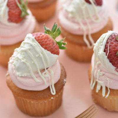 Έτσι θα φτιάξεις τα πιο νόστιμα- και υγιεινά- cupcakes με φρούτα (video)