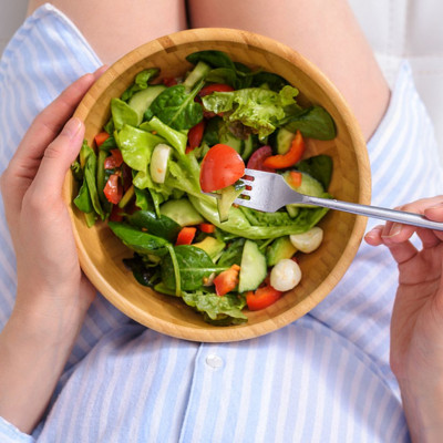 Εγκυμοσύνη: Γιατί είναι σημαντική η επαρκής πρόσληψη φολικού οξέος;