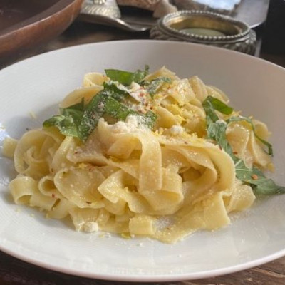 Συνταγή για τα απόλυτα μακαρόνια Fettuccine μέσα σε ούτε 10 λεπτά