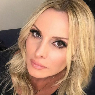 Απίστευτη ομοιότητα: Η Πέγκυ Ζήνα μοιάζει με την κόρη της σαν δυο σταγόνες νερό (video)