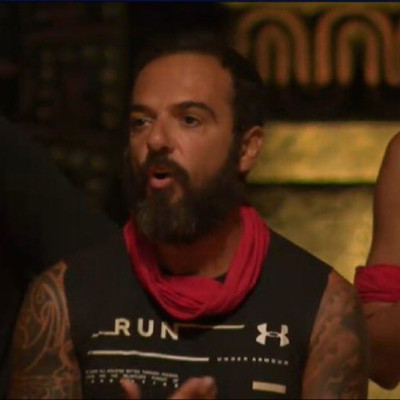 Survivor: Άγρια επίθεση σε Τριαντάφυλλο - «Ντάφυ κούρασες. Ώρα να επιστρέψεις σπίτι σου» (pics+vid)