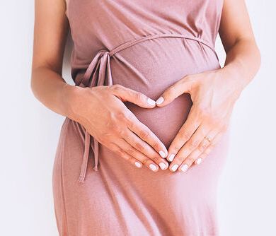 Θυρεοειδής & Εγκυμοσύνη: Όλα όσα πρέπει να γνωρίζουμε για μία ασφαλή κύηση