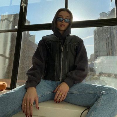 Emma Chamberlain: Μαθήματα στυλ από την πιο στυλάτη YouTuber