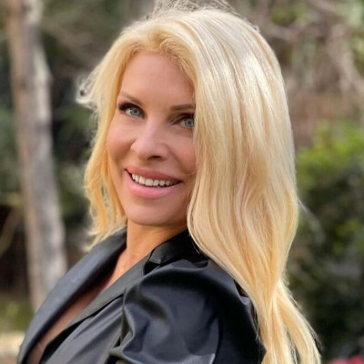 Ελένη Μενεγάκη: Έφτιαξε με τα χεράκια της το απόλυτο ανοιξιάτικο γλυκό και το τρώει χωρίς ενοχές