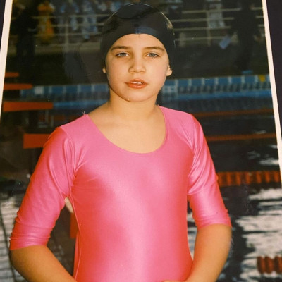 Το κοριτσάκι της φωτογραφίας είναι αγαπημένη σου Ελληνίδα τραγουδίστρια