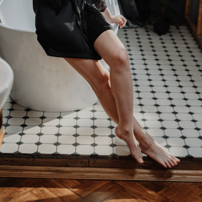 DIY: Φτιάξε το πιο τέλειο scrub σώματος που μοσχοβολάει λεμόνι