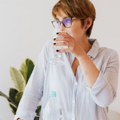 Wellness: Γιατί το 2021 τα νιτρικά άλατα στο νερό είναι «don’t»!