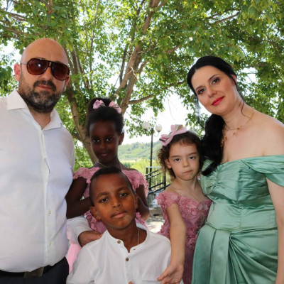 Η αγάπη ήρθε από μακριά για τη Μάρα Νεστορίδου