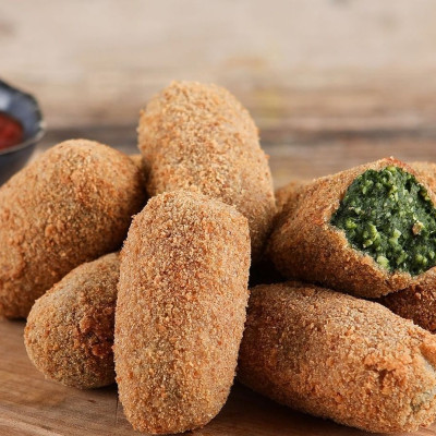 Άκης Πετρετζίκης: Νηστίσιμες κροκέτες με σπανάκι