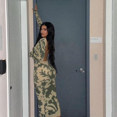 Shopping Guide: 5+2 maxi φορέματα που θα φοράς όλη την ημέρα