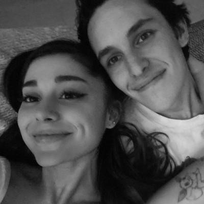 Ariana Grande - Dalton Gomez: Ό,τι γνωρίζουμε μέχρι σήμερα για τον γάμο τους