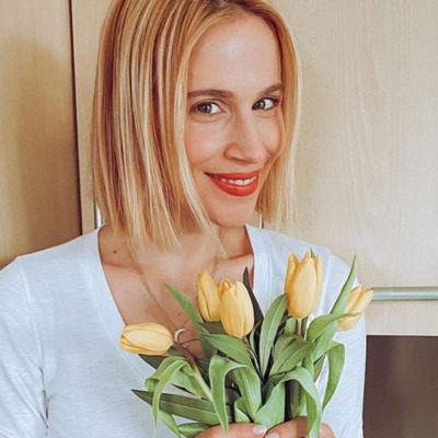 Νάντια Μπουλέ: Αυτή είναι η γυμναστική που κάνει στον 7ο μήνα εγκυμοσύνης