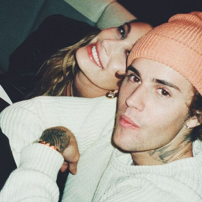 Justin - Hailey Bieber: Η φωτογραφία από την έξοδό τους εν μέσω COVID