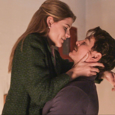 Άγριες Μέλισσες: Ο Κωνσταντής έκλαψε για τη Δρόσω και 17 tweets τον αποθέωσαν