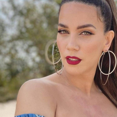 Κατερίνα Στικούδη: Πόζαρε χωρίς ρούχα στη μπανιέρα και το Instagram την αποθέωσε