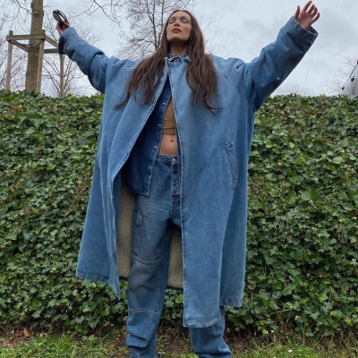 7 παντελόνια της Bella Hadid που θέλουμε να έχουμε στην ντουλάπα μας