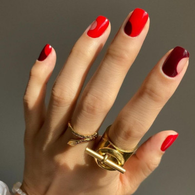 Red alert! 10 nail art με πρωταγωνιστή το κόκκινο χρώμα