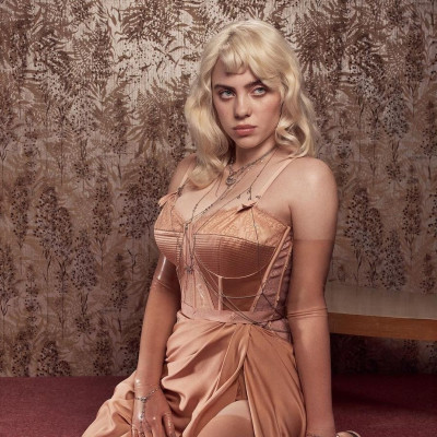 Δεν έχει ξαναγίνει! Σε 6 μόνο λεπτά το post της Billie Eilish ξεπέρασε το 1 εκ. likes