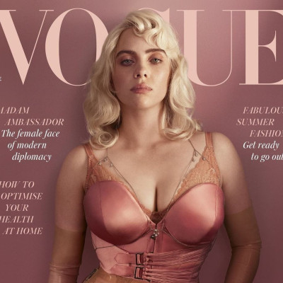 Η Billie Eilish όπως δεν την έχεις ξαναδεί ποτέ