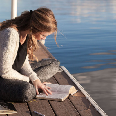 9 μαγικές ασκήσεις που πρέπει να κάνεις για αποτελεσματικότερο διάβασμα (+vid)