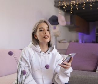 Body positive: H Natasha Kay σου δείχνει τον τρόπο να νιώθεις άνεση με το σώμα σου EveryDay