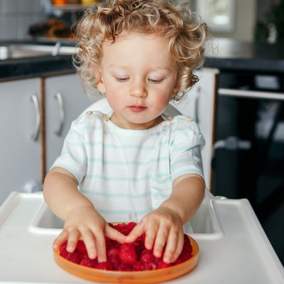 Οι 7 υγιεινές τροφές που τα παιδιά λατρεύουν να τρώνε