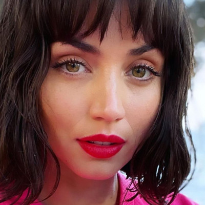 Το πρώην κορίτσι του Ben Affleck στην πρώτη σέξι εμφάνιση μετά τις φήμες για τη Jlo