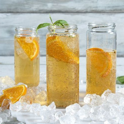 Άκης Πετρετζίκης: Iced tea cocktail με πορτοκάλι