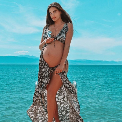 Χριστίνα Μπόμπα: Αποκάλυψε πόσα κιλά έχει πάρει και πότε γεννάει