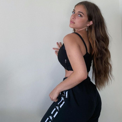 Baby Ariel: Το στυλ της διάσημης TikToker μέσα από 10 φωτογραφίες