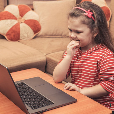 Όλες οι "κακές συνήθειες" που τα παιδιά απέκτησαν μέσα στην πανδημία