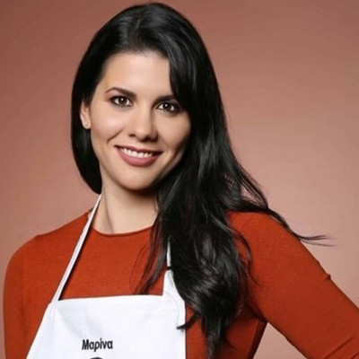 MasterChef: Αγνώριστη! Η Μαρίνα όπως δεν την έχεις ξαναδεί! Οι πόζες με μαγιό και κατακόκκινα μαλλιά