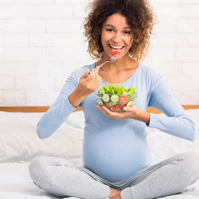 Το φυλλικό (ή φολικό) οξύ και τα οφέλη του στην εγκυμοσύνη