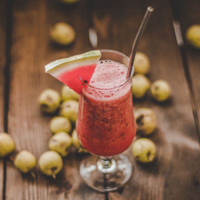 Η ζέστη δεν παλεύεται! Φτιάξε τη μαργαρίτα καρπούζι που έγινε viral στο Tik Tok για να αντέξεις